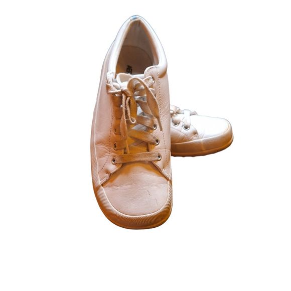 Aerosoles Women Size 8B White Fashion Sneakers Leather Sneak Out - Picture 3 of 11